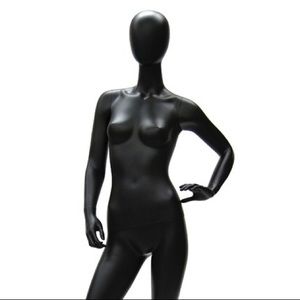 Meet your Posher, Whitney